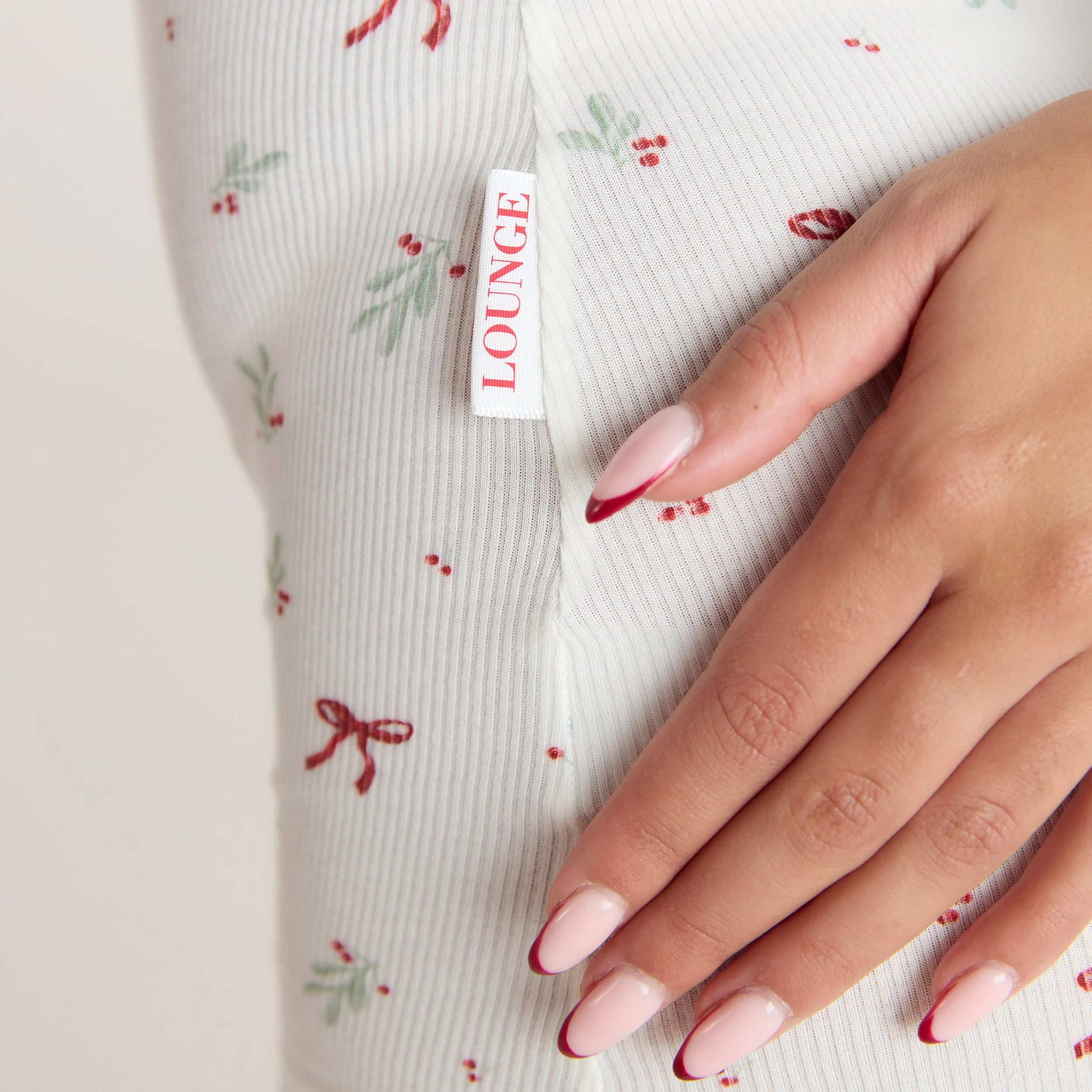 Mistletoe Ribbed Romper - Bow Print