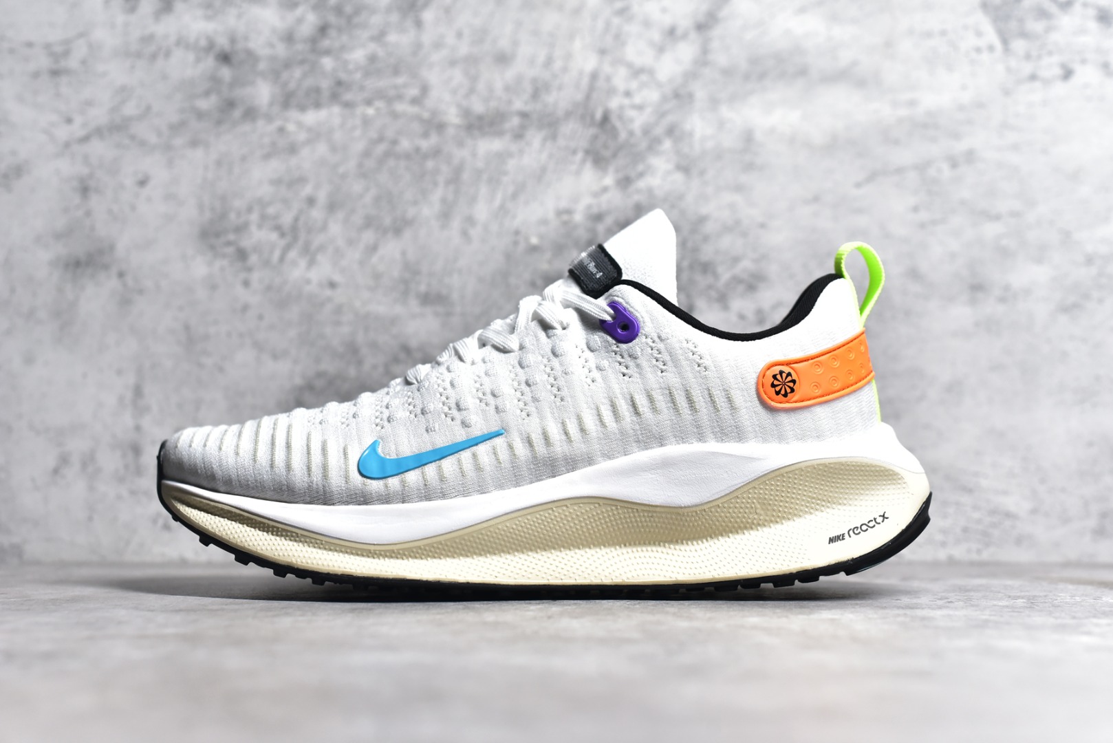 NIKE REACTX INFINITY RUN 4 DR2665-104