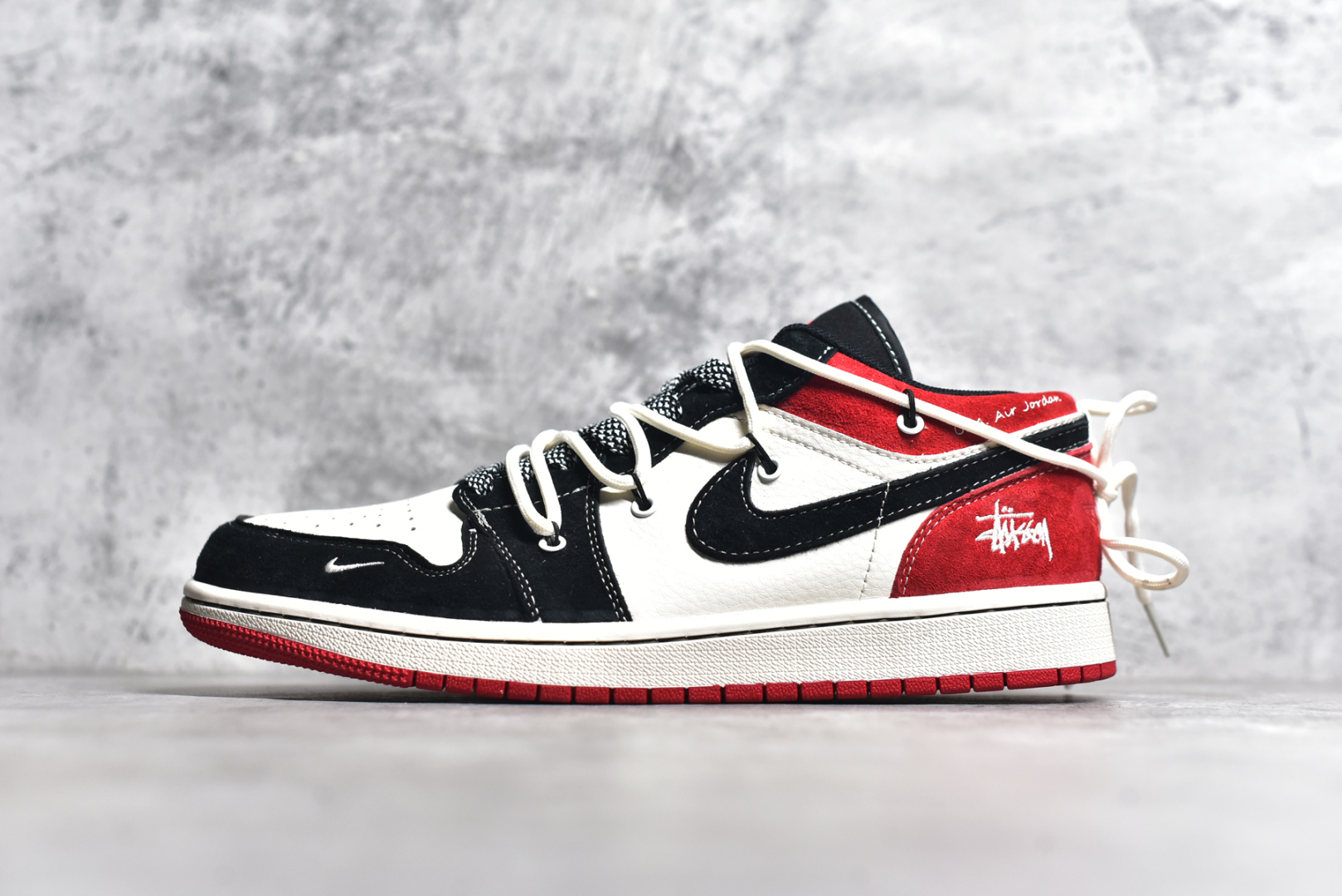 STUSSY X AIR JORDAN 1 LOW SJ9950-048