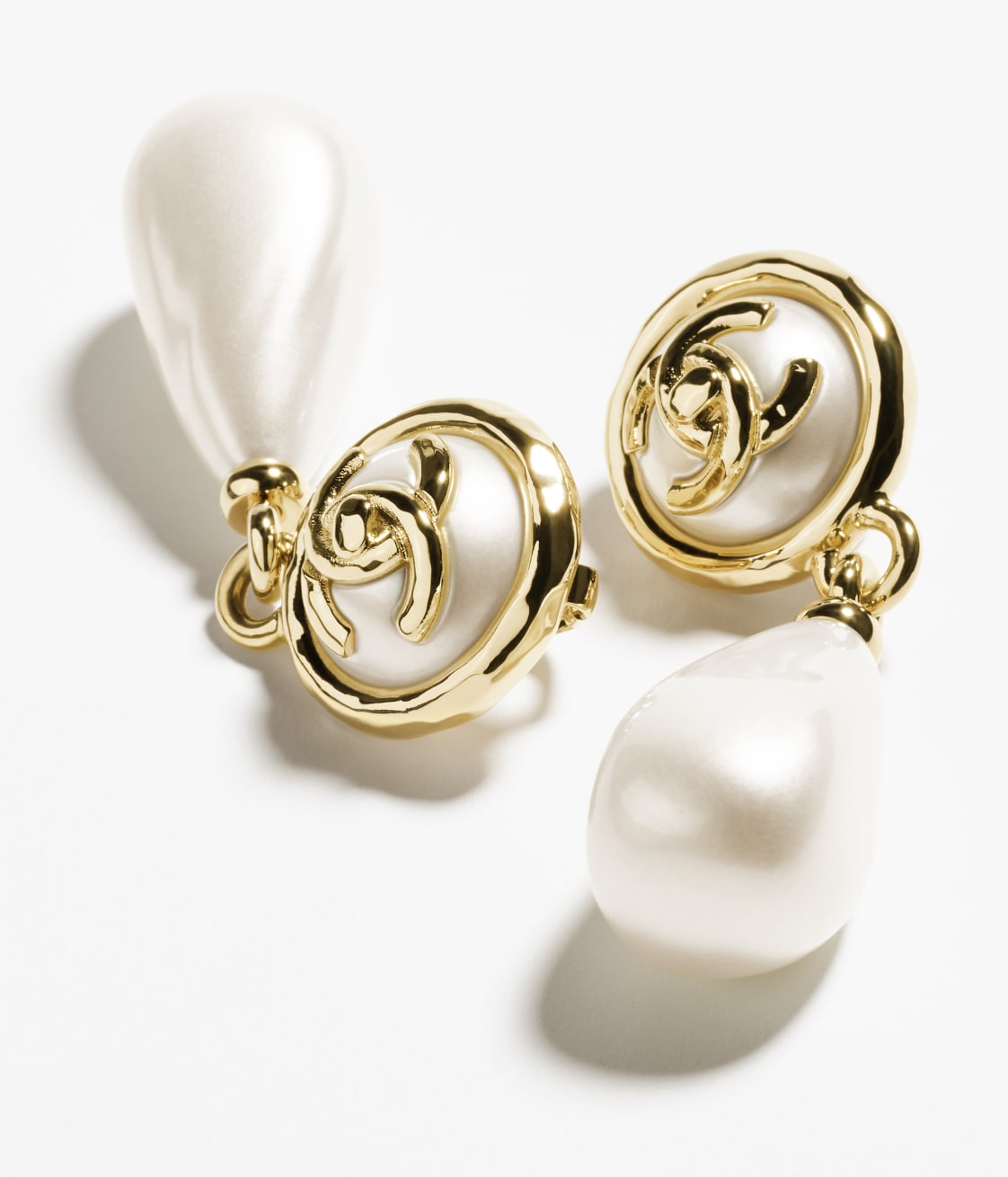CLIP-ON PENDANTS