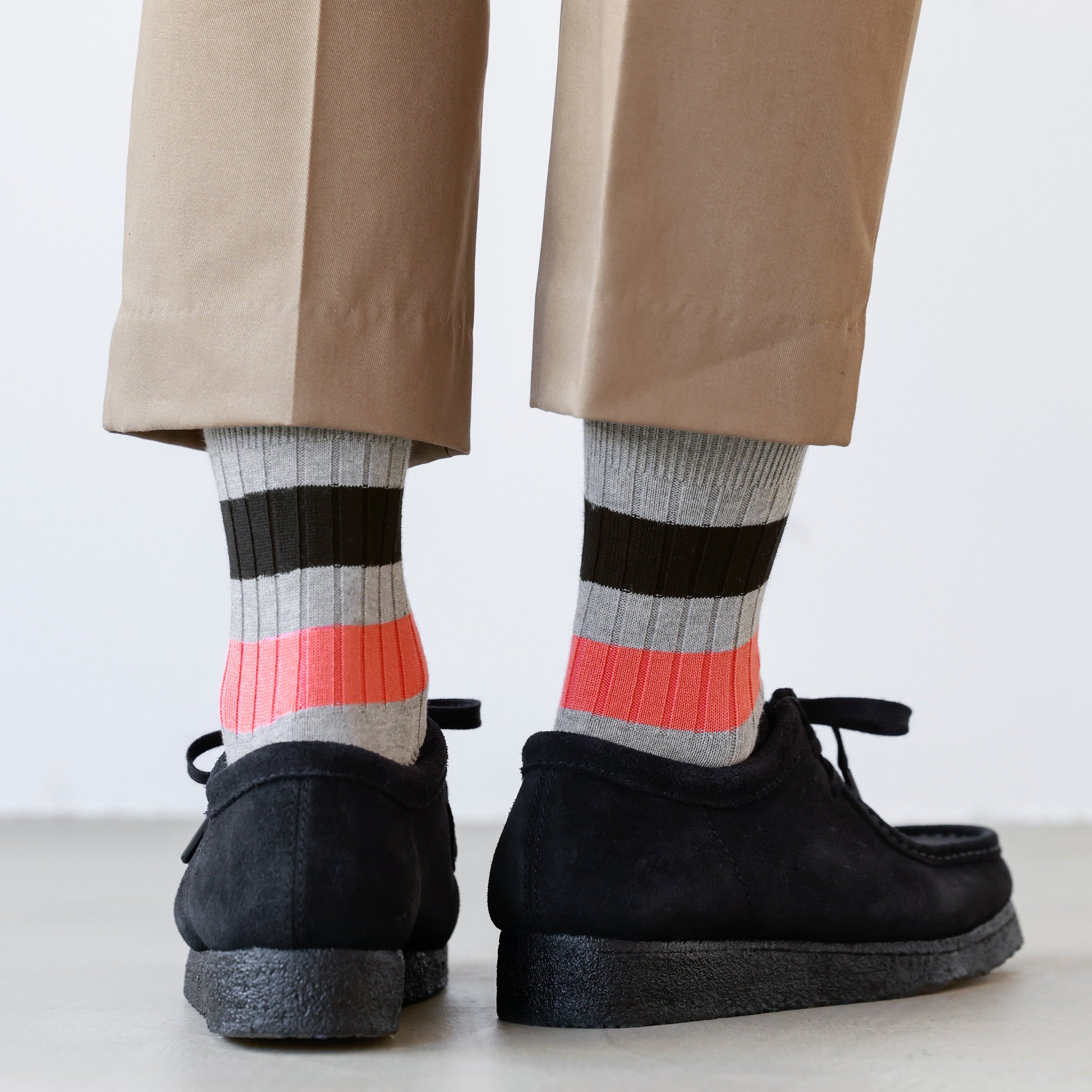 062130032 Wide Tricolour Stripes Short Socks