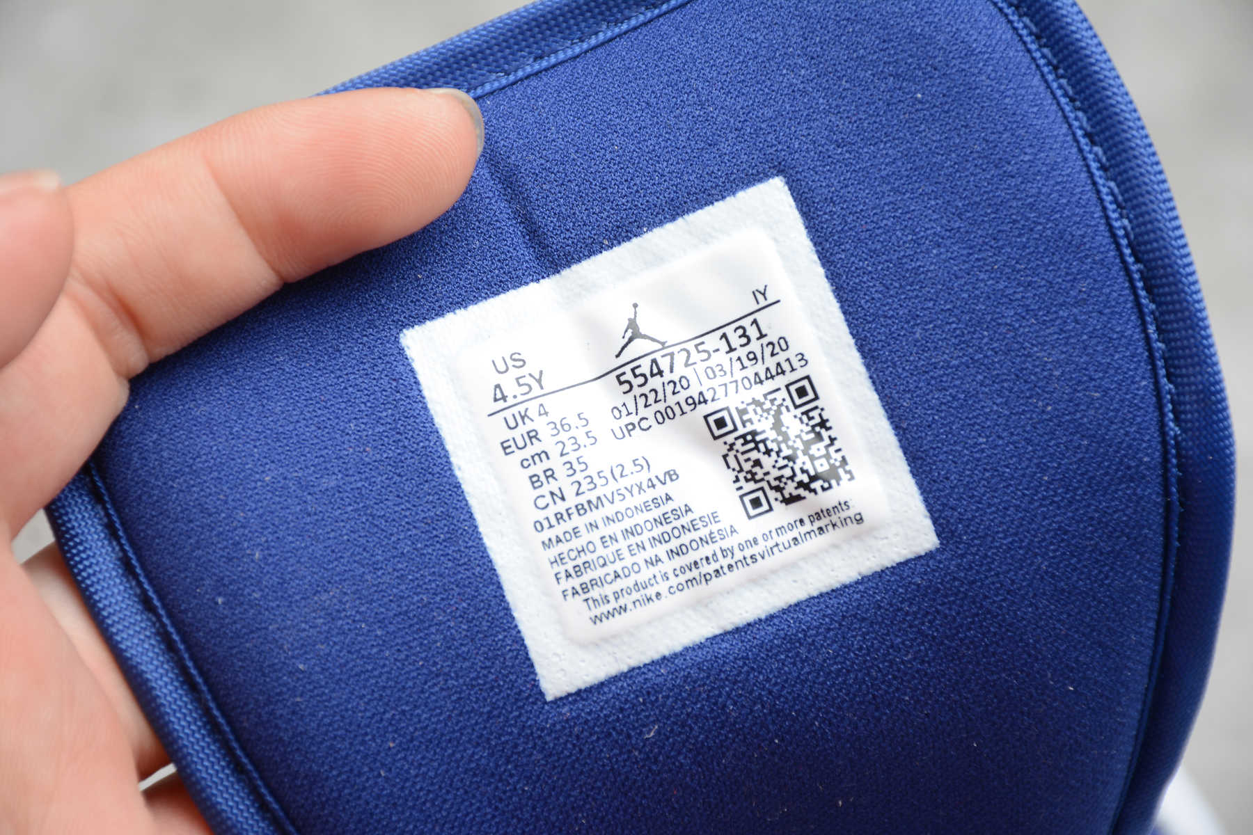 Air Jordan 1 Mid Laser Orange Deep Royal Blue 554725-131