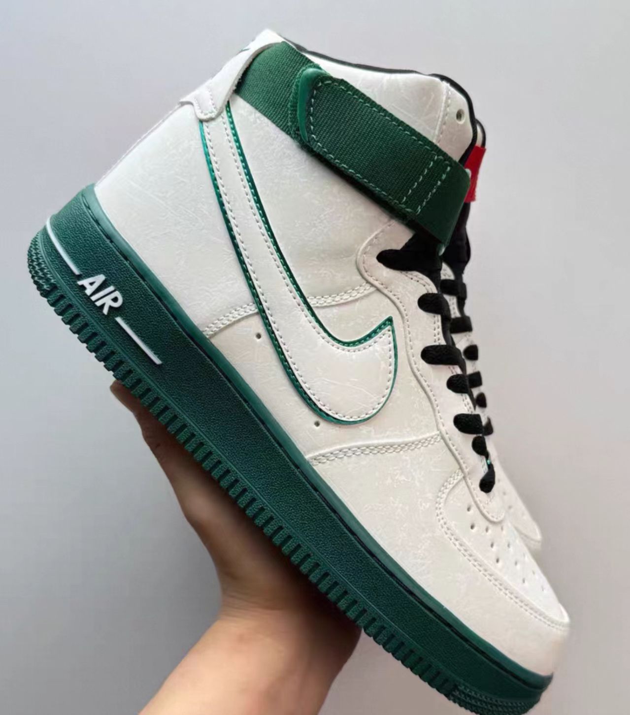 Nike Air Force 1 High 