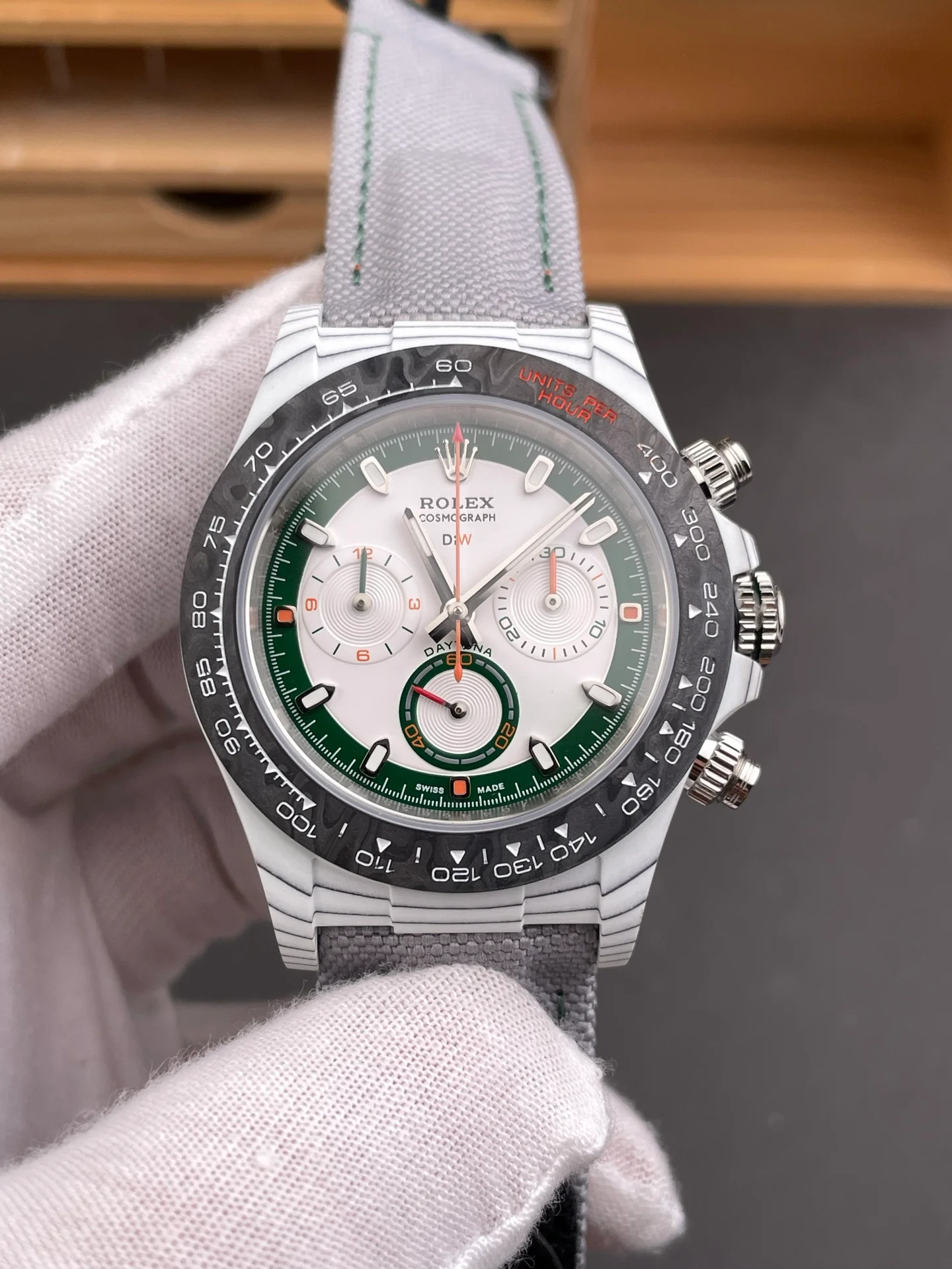 Carbon Daytona White Carbon Case