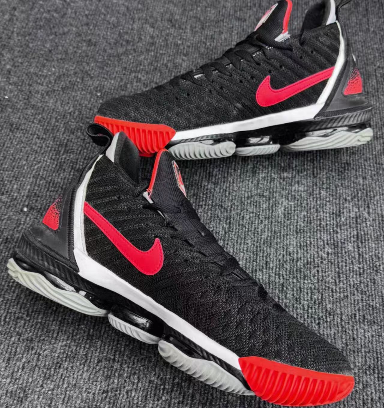 Nike LeBron 16 