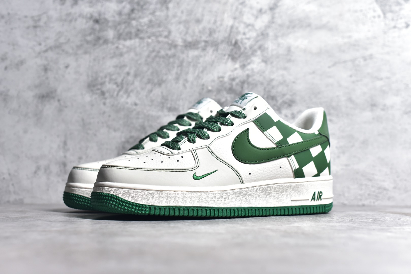 AIR FORCE 1'07 LOW GZ5688-011