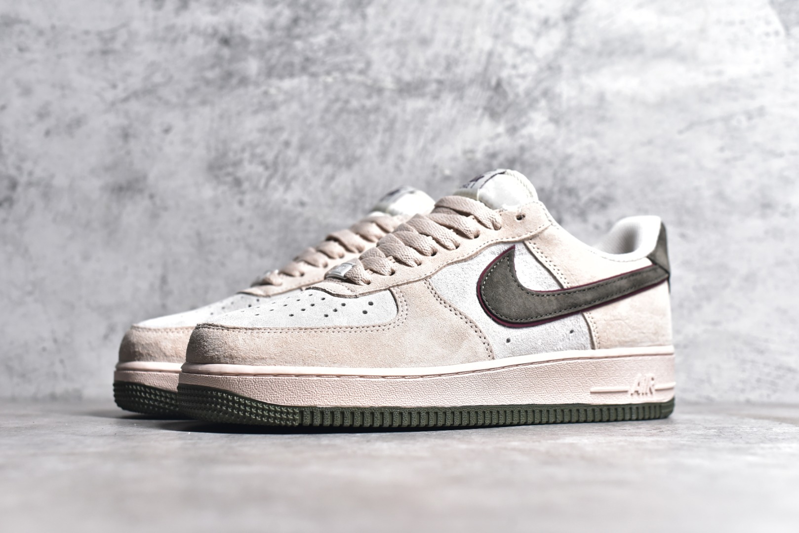 NIKE AIR FORCE 1'07 LOW LF8989-111