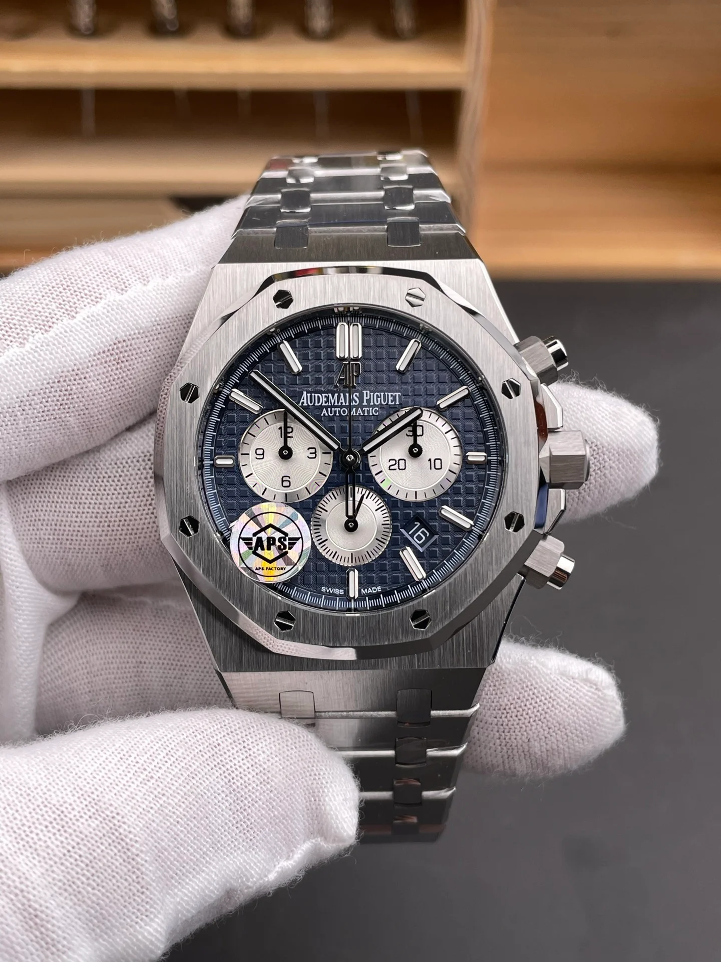 Royal Oak 26331 Blue Panda