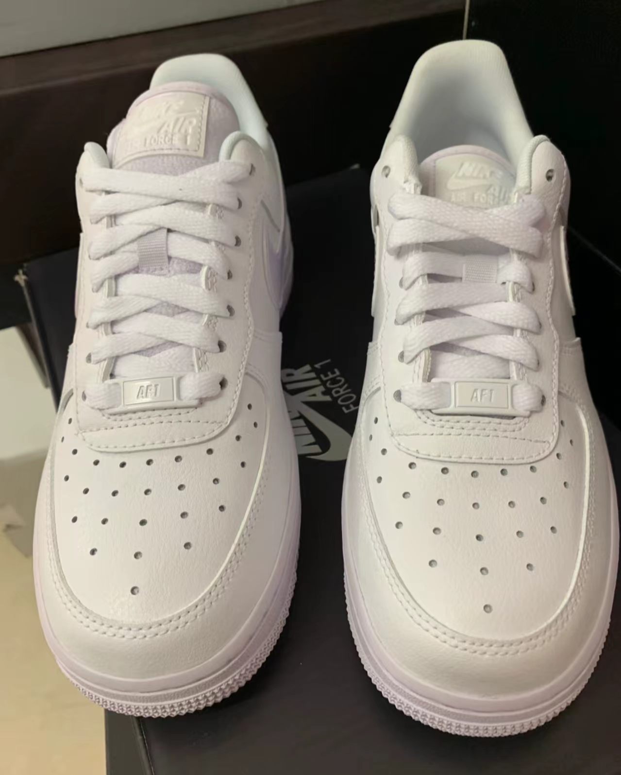 Nike Air Force 1 Low 