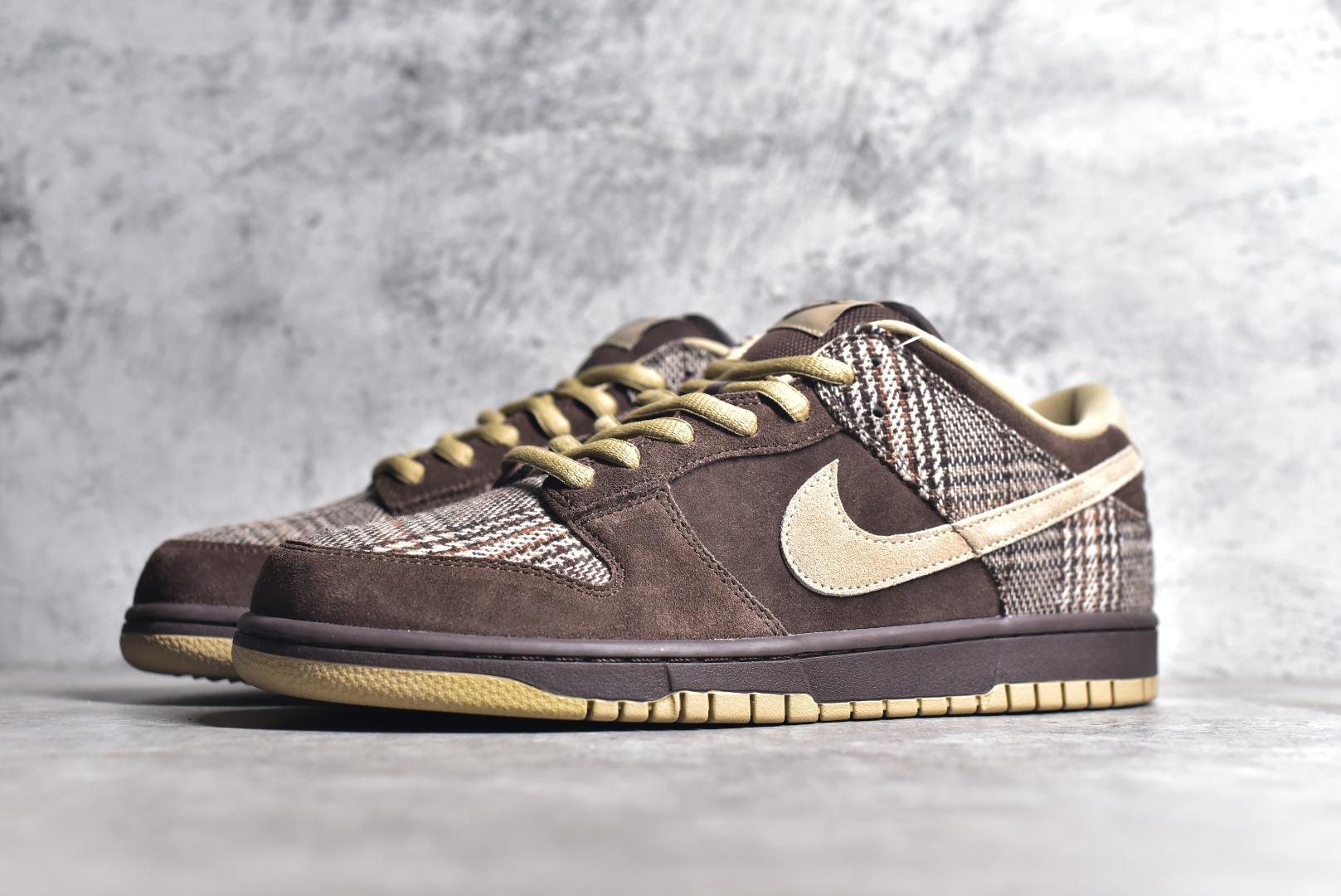 NIKE SB DUNK LOW TWEED MEN'S 304292-223