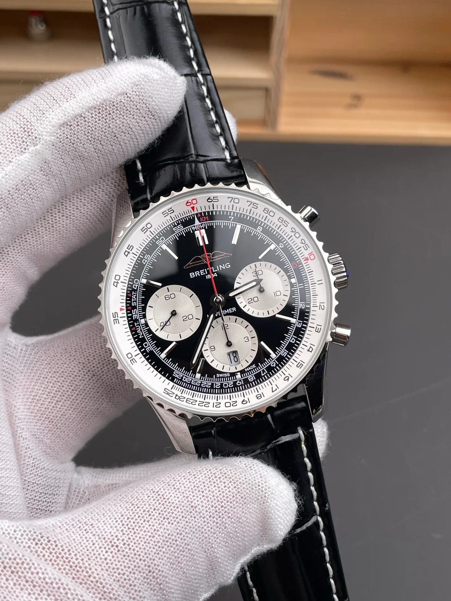Navitimer B01 Black Dial