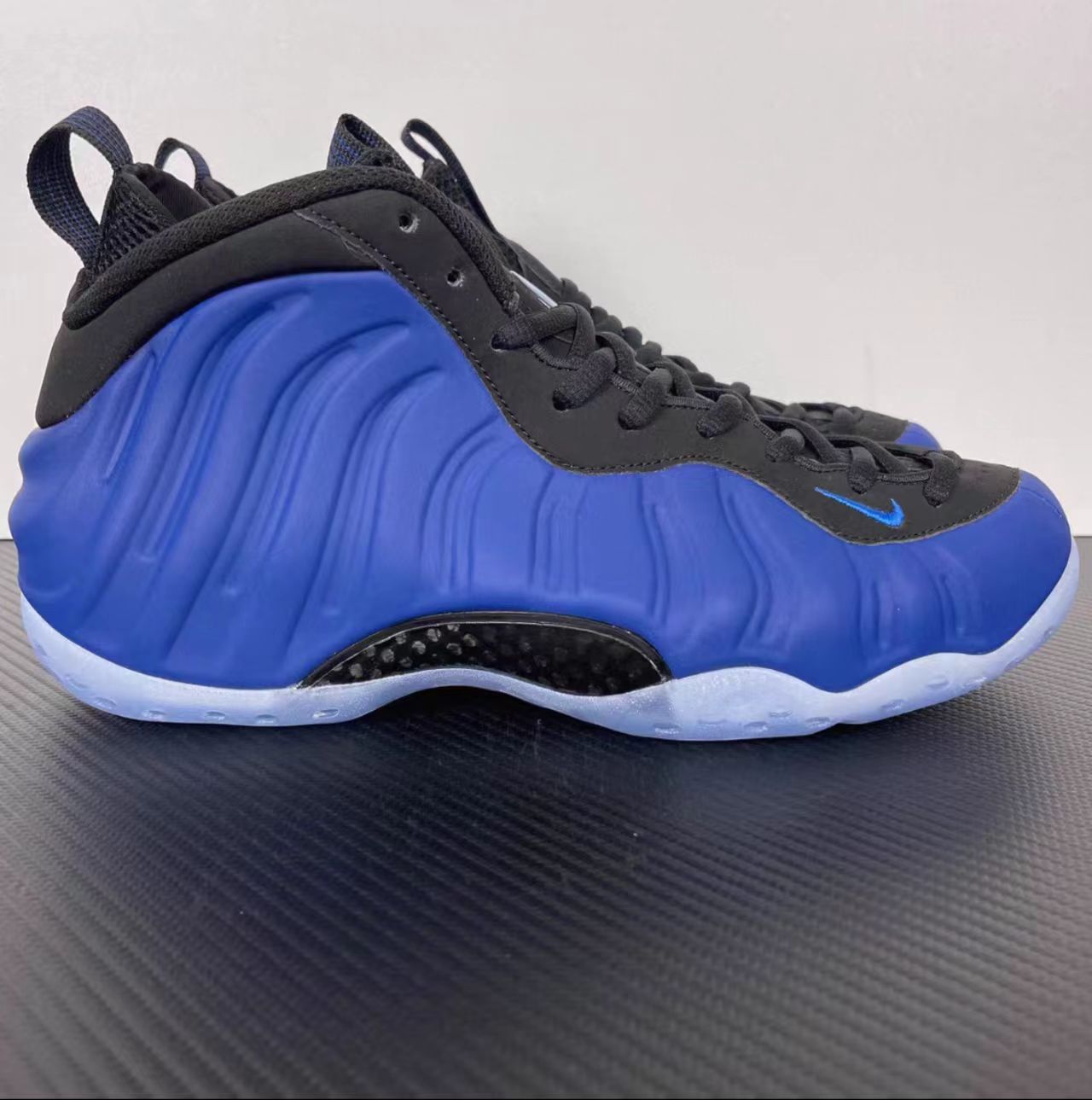 Nike Air Foamposite One "Royal Blue