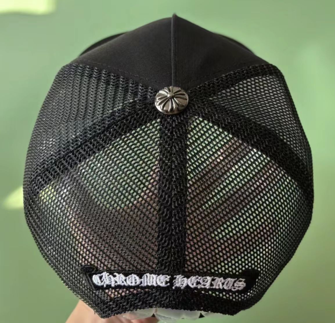 Chrome Hearts Horseshoe Logo Cross Embroidered Trucker Hat