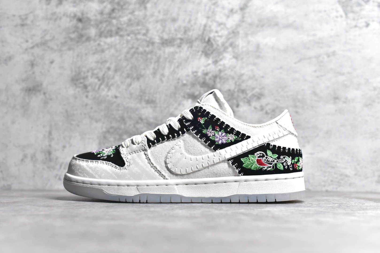 NIKE SB DUNK LOW DECON N7 BLACK SAIL FD6951-300