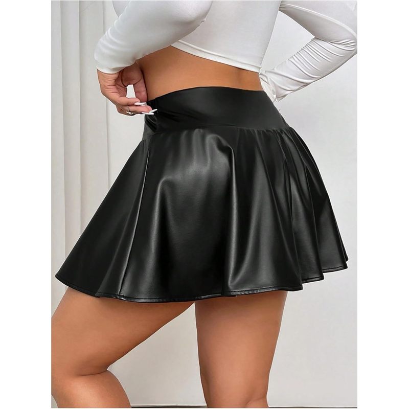 Women's Plus Size PU Leather Ruffle Short