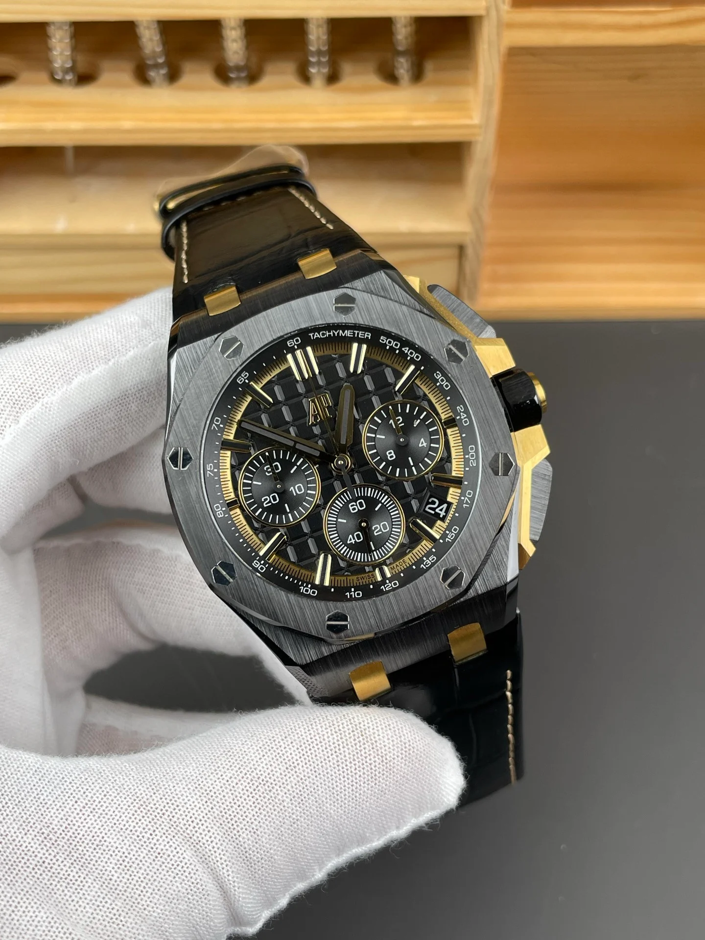 Royal Oak 26420 Two-tone Black Dial