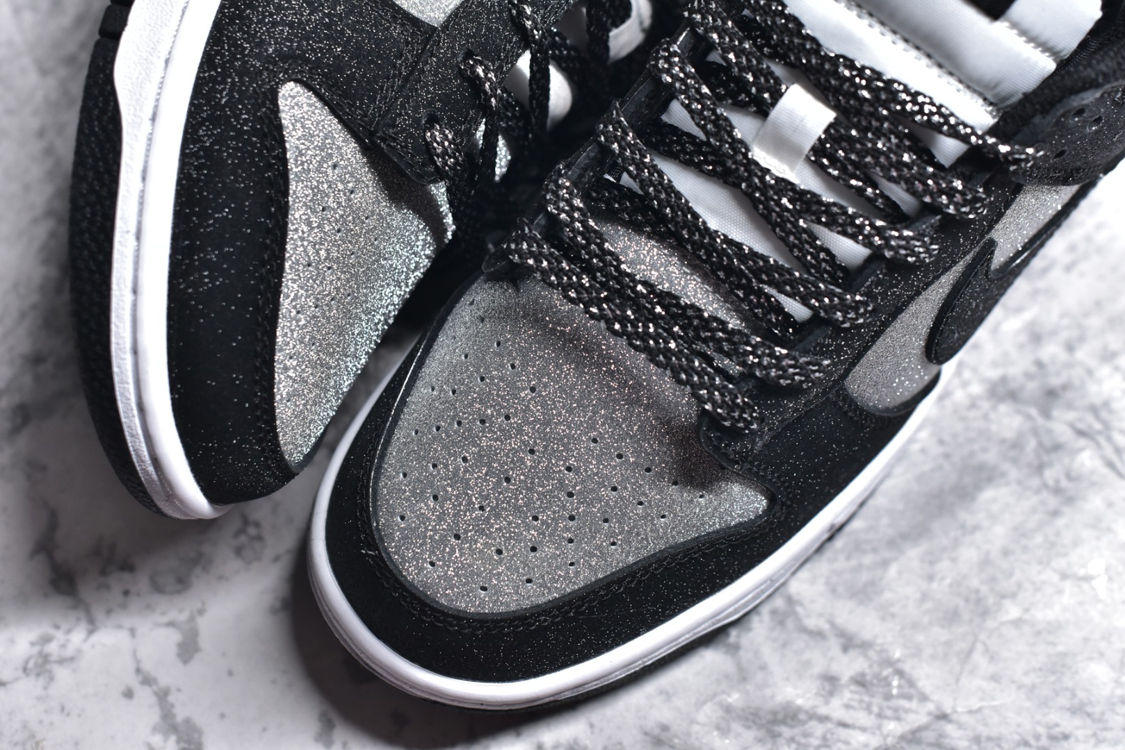 SB DUNK LOW LW1818-101