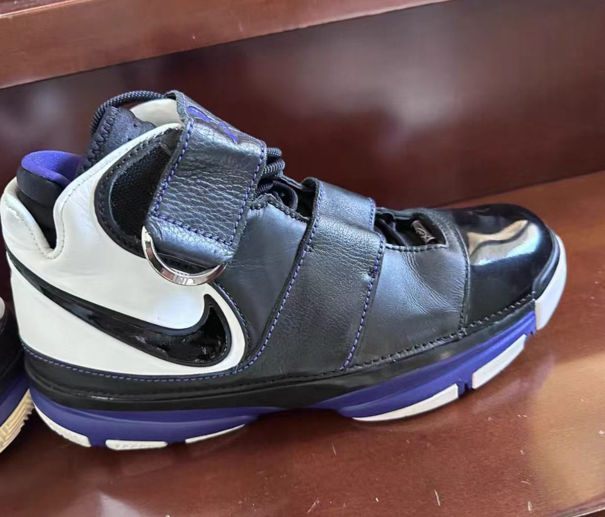 Nike Zoom Kobe 2 ST "Black/White-Court Purple"