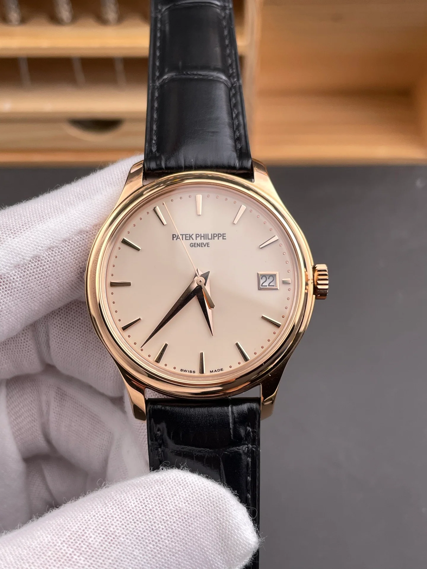 Patek Calatrava 5227R Officer Case Rose Gold