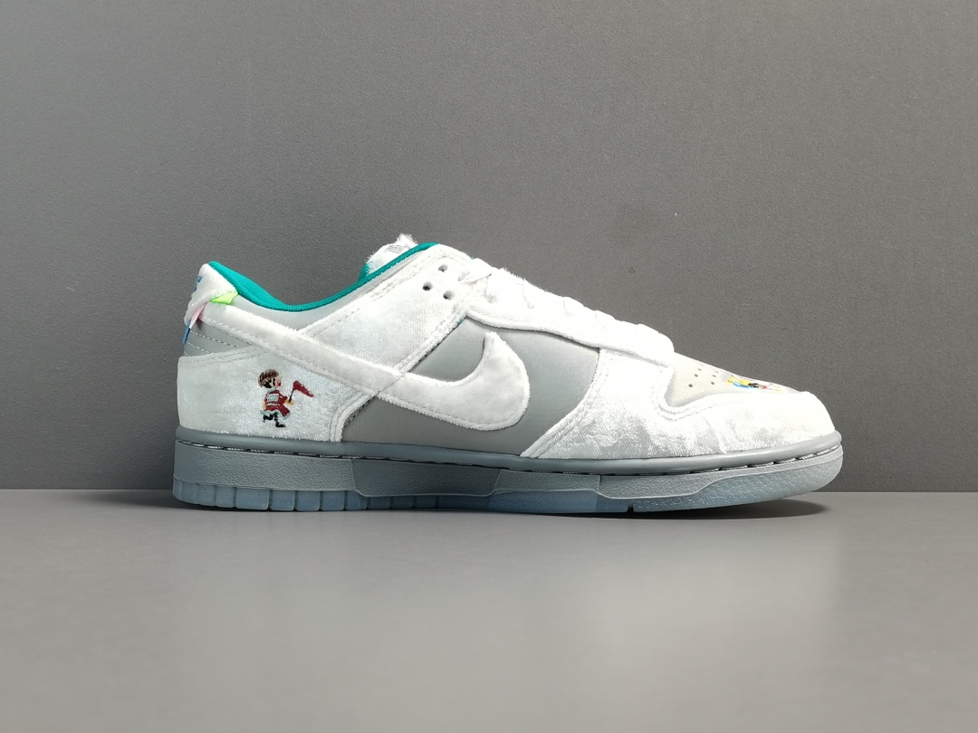 PK NIKE DUNK LOW “LCE” DO2326-001