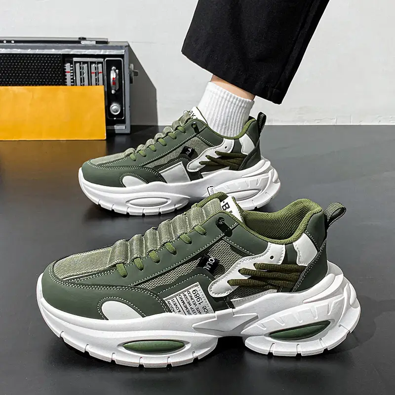 New Four Seasons Thick-Soled Height-Increasing Sports Shoes