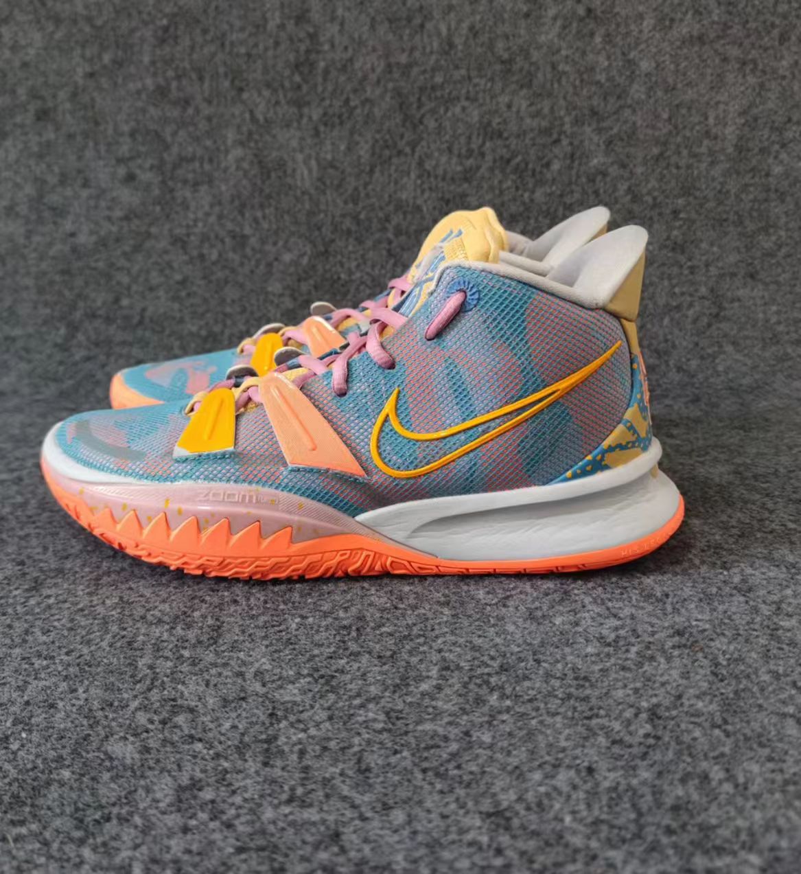 Nike Kyrie 7 