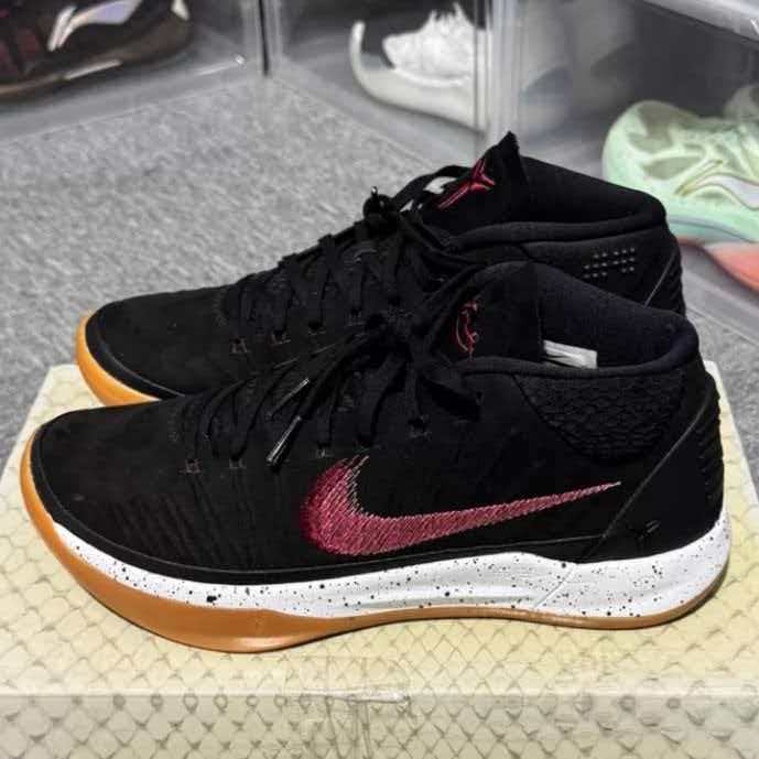 Nike Kobe A.D. Mid 