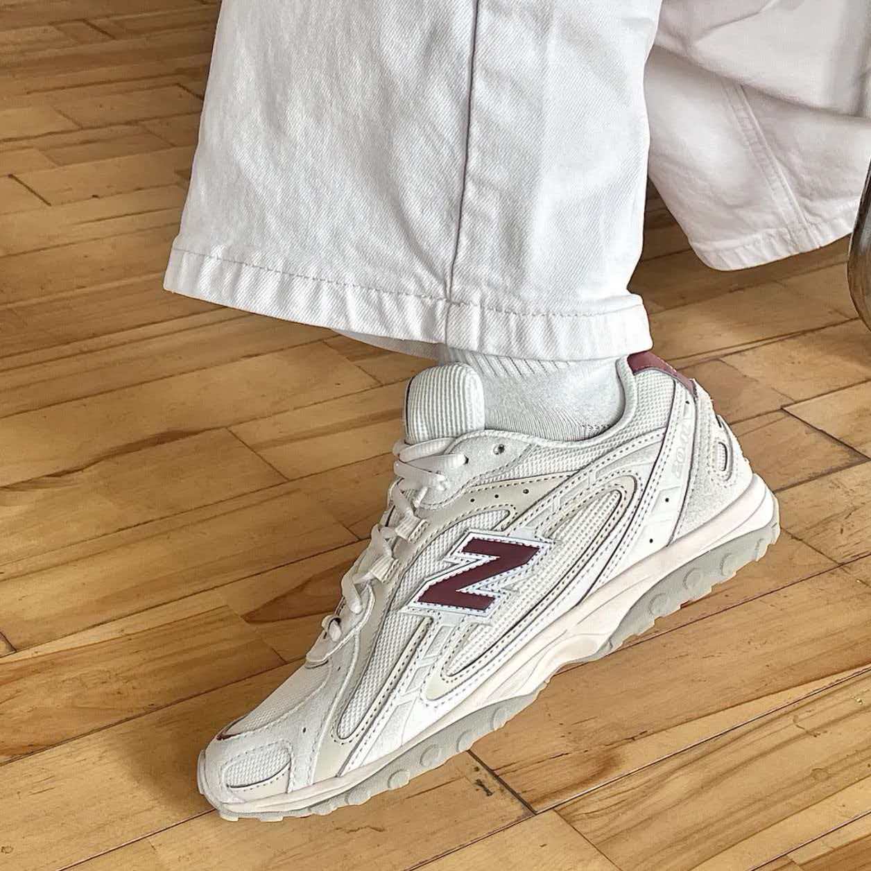 New Balance 204L