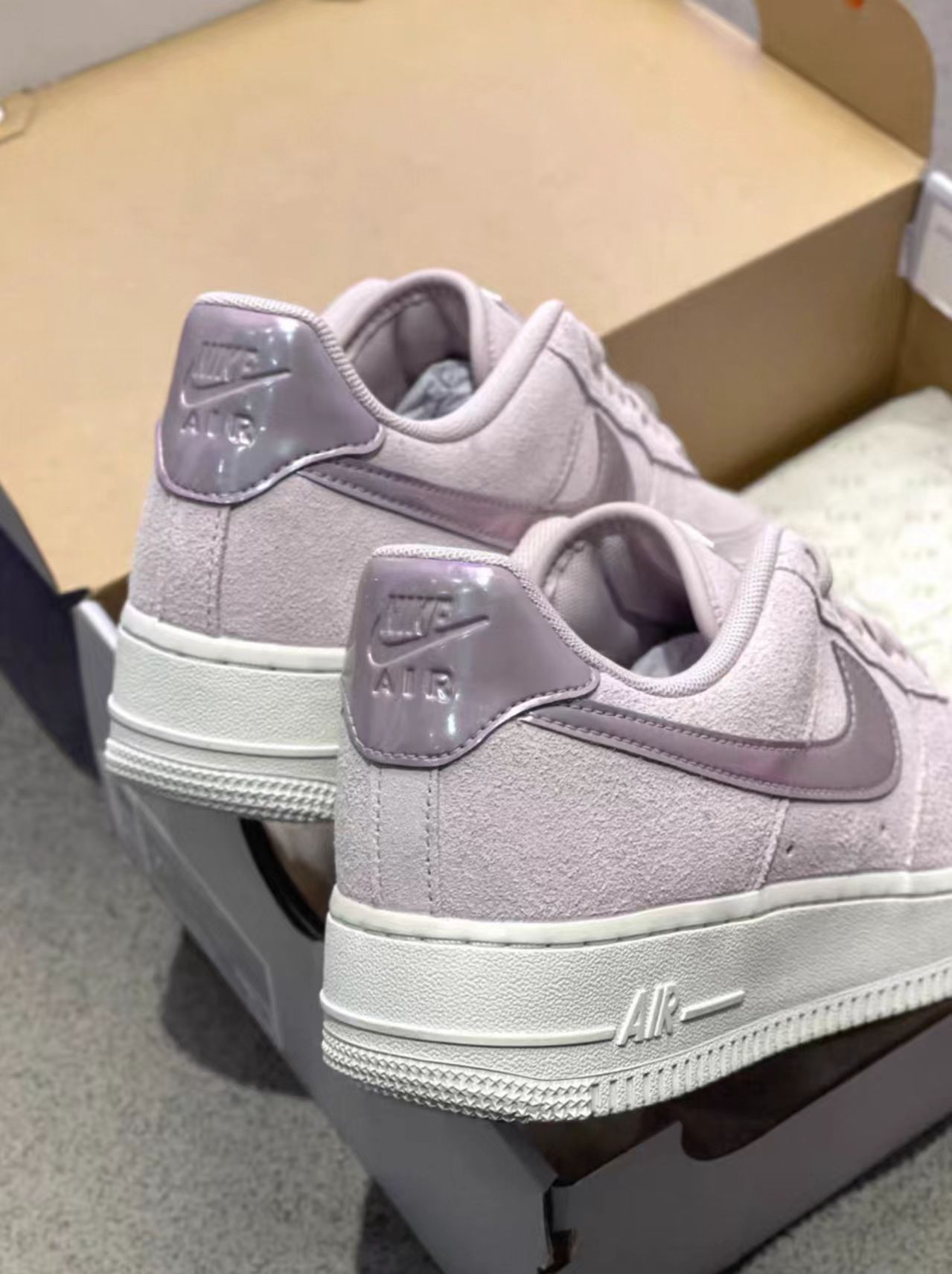 Nike Air Force 1 Low 