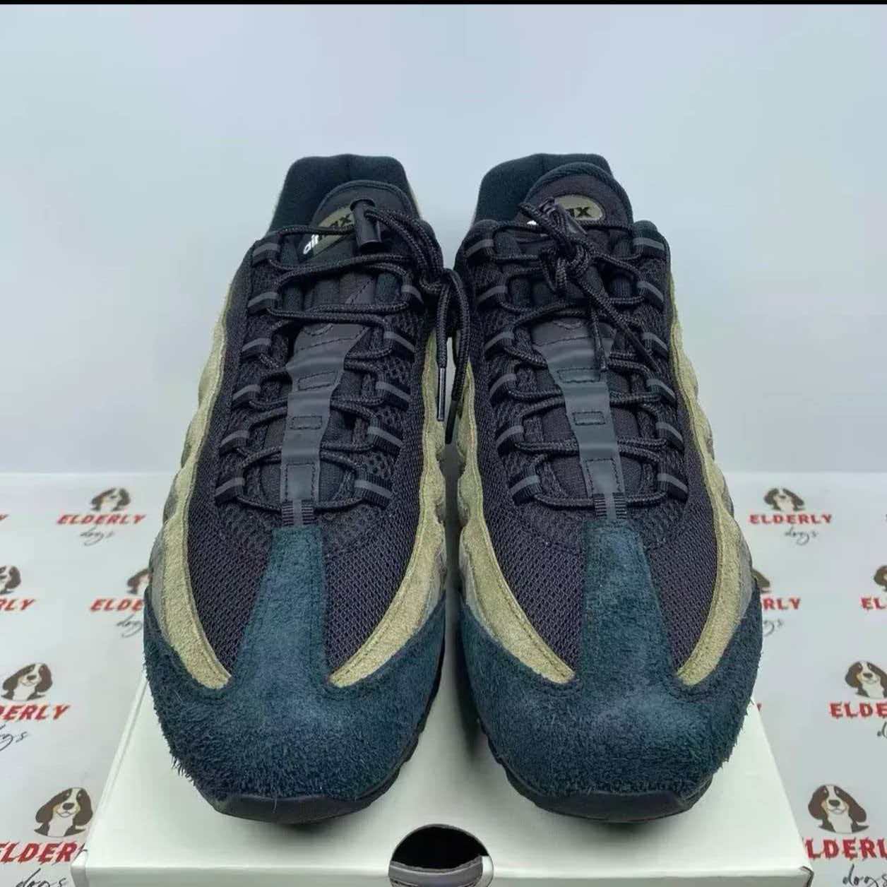 UNDEFEATED × Nike Air Max 95 SP 