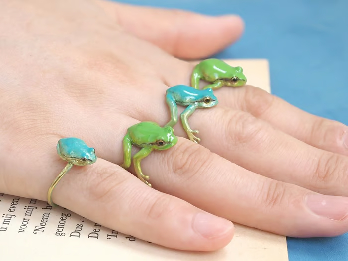 🐸Tree Frog Ring & Earrings