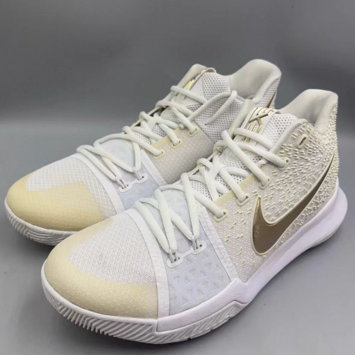 Nike Kyrie 3 Finals