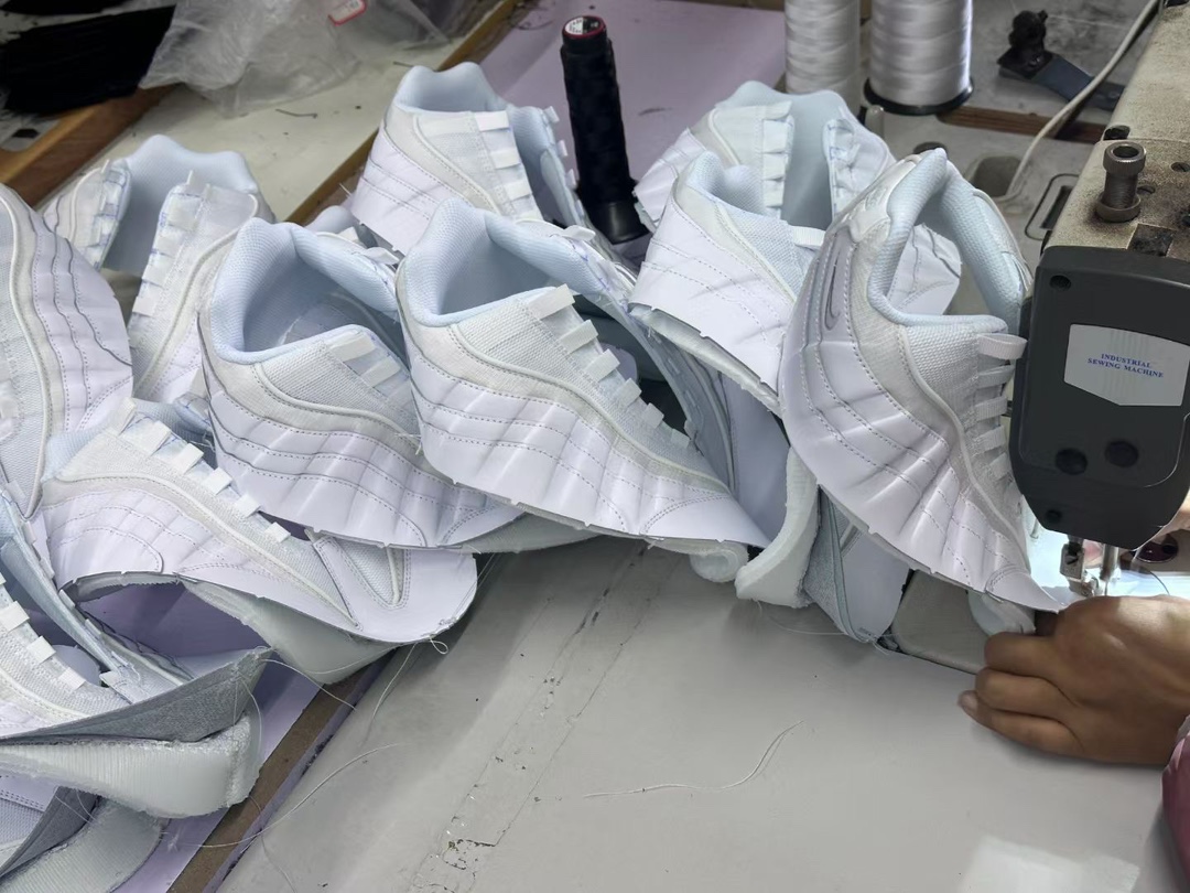 BEST BATCH AIR MAX 95 ESSENTIAL WHITE GRAY FOG CT1268-100