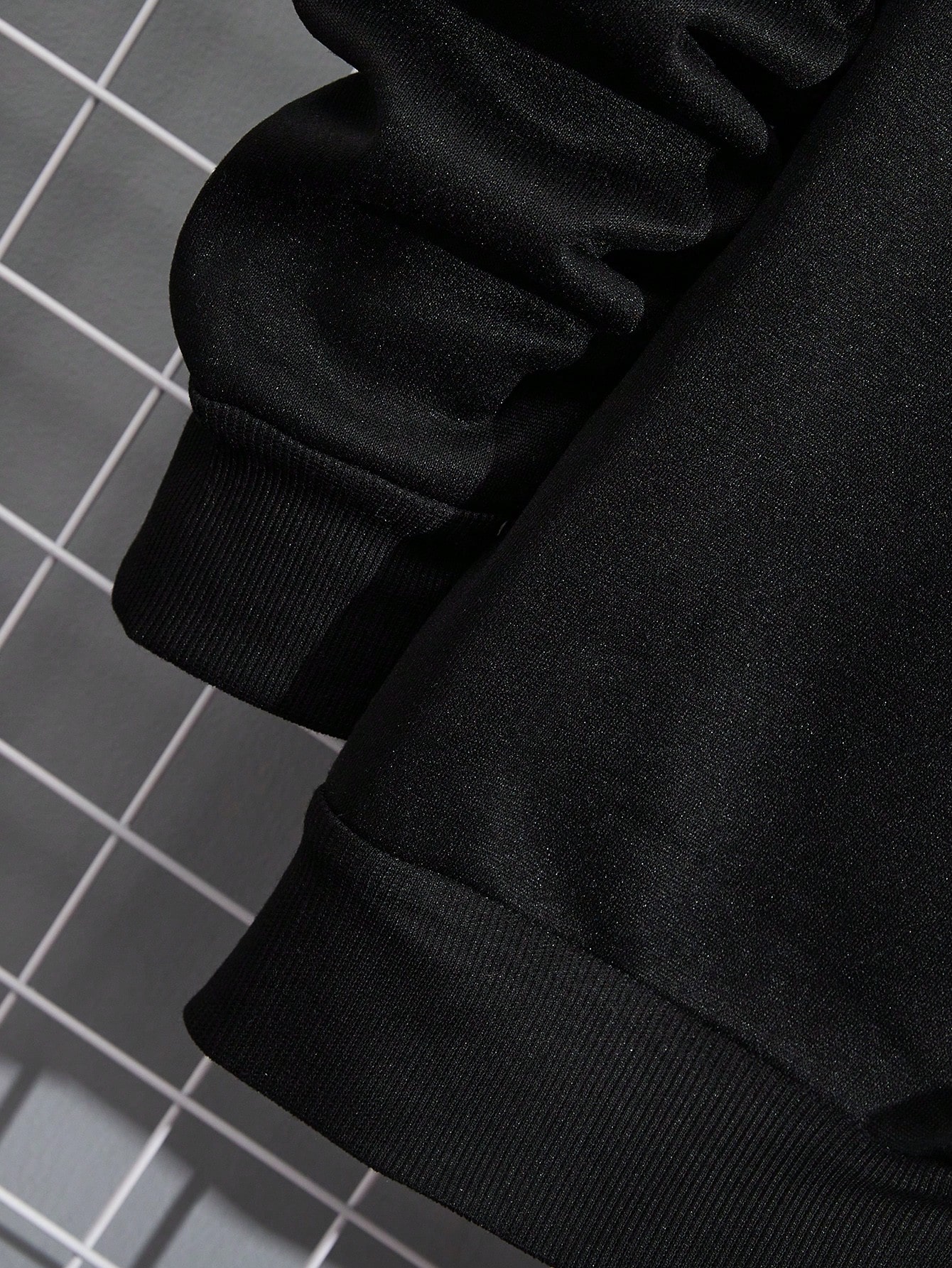 Men Zip Up Sweatshirt Without Tee