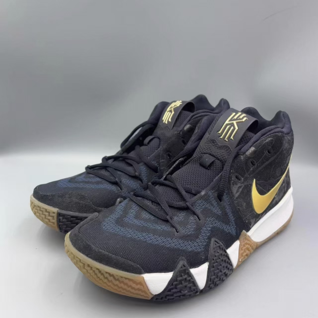 Nike Kyrie 4 