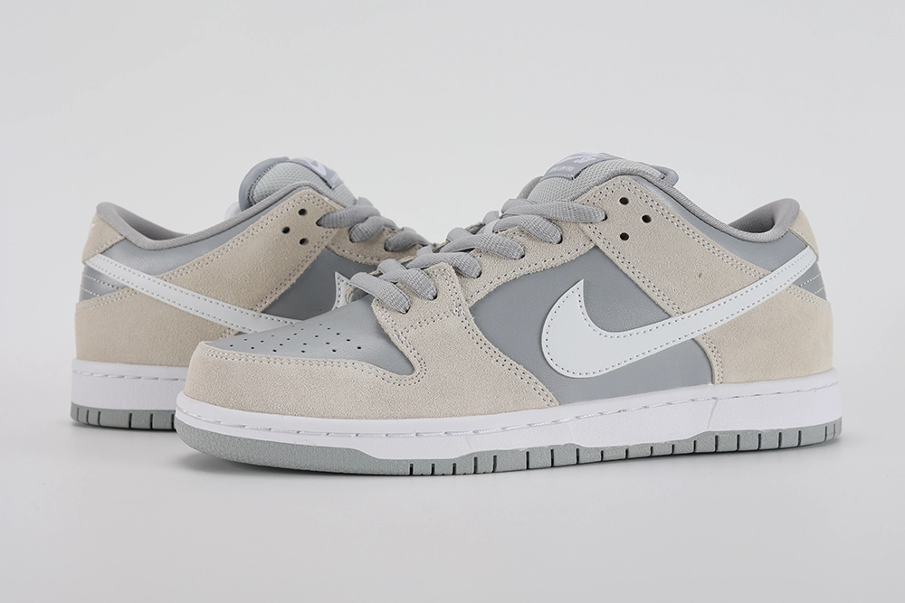 Dunk Low SB 'Summit White'