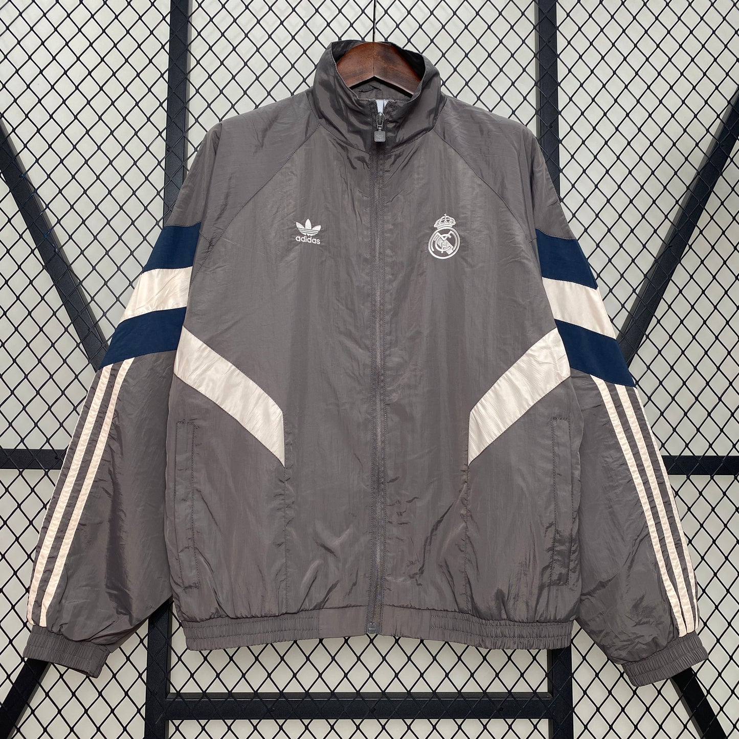 Real Madrid Windbreaker (Top) 2024/25