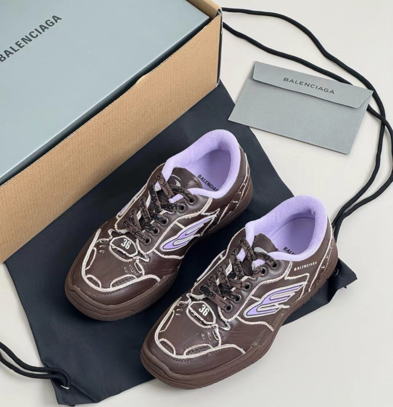 Balenciaga Hamptons Worn-Out Low-Top Sneakers
