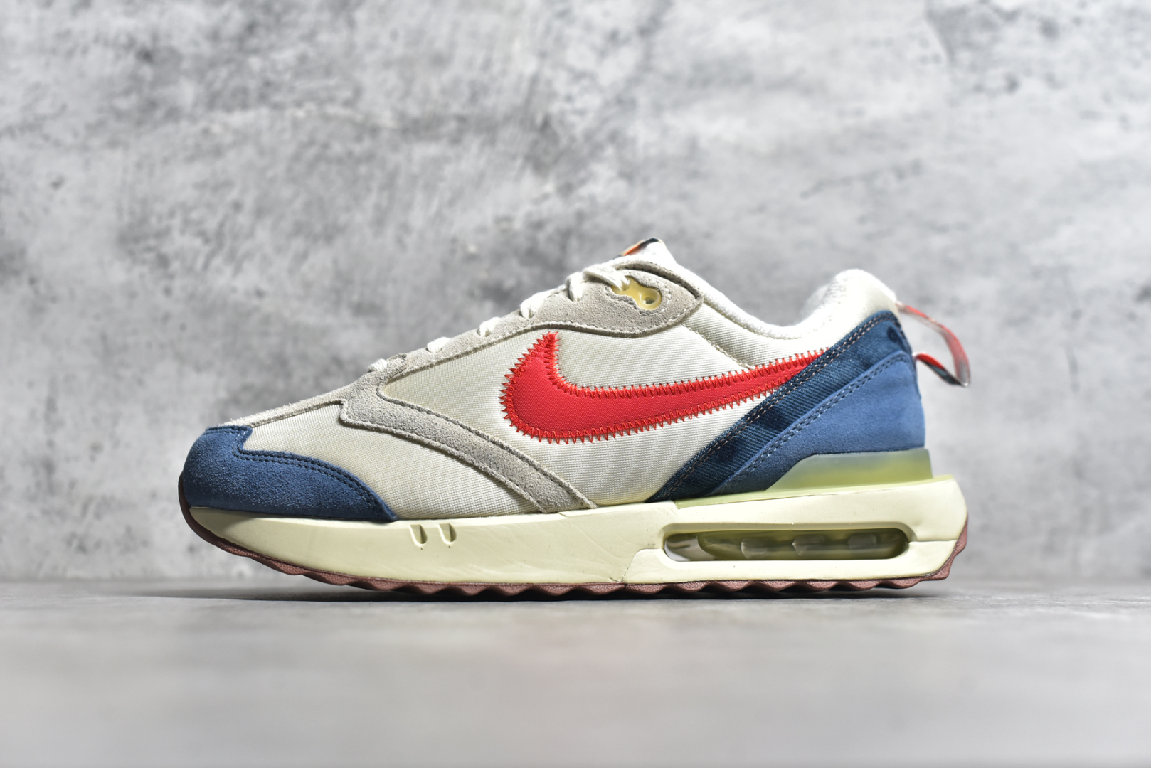 AIR MAX DAWN COCONUT MILK RED NAVY DV1487-162