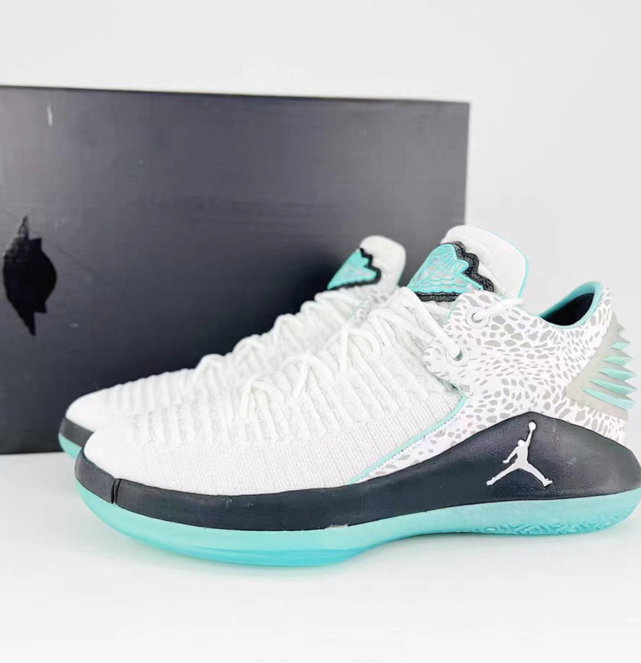 Air Jordan 32 Low Guo Ailun