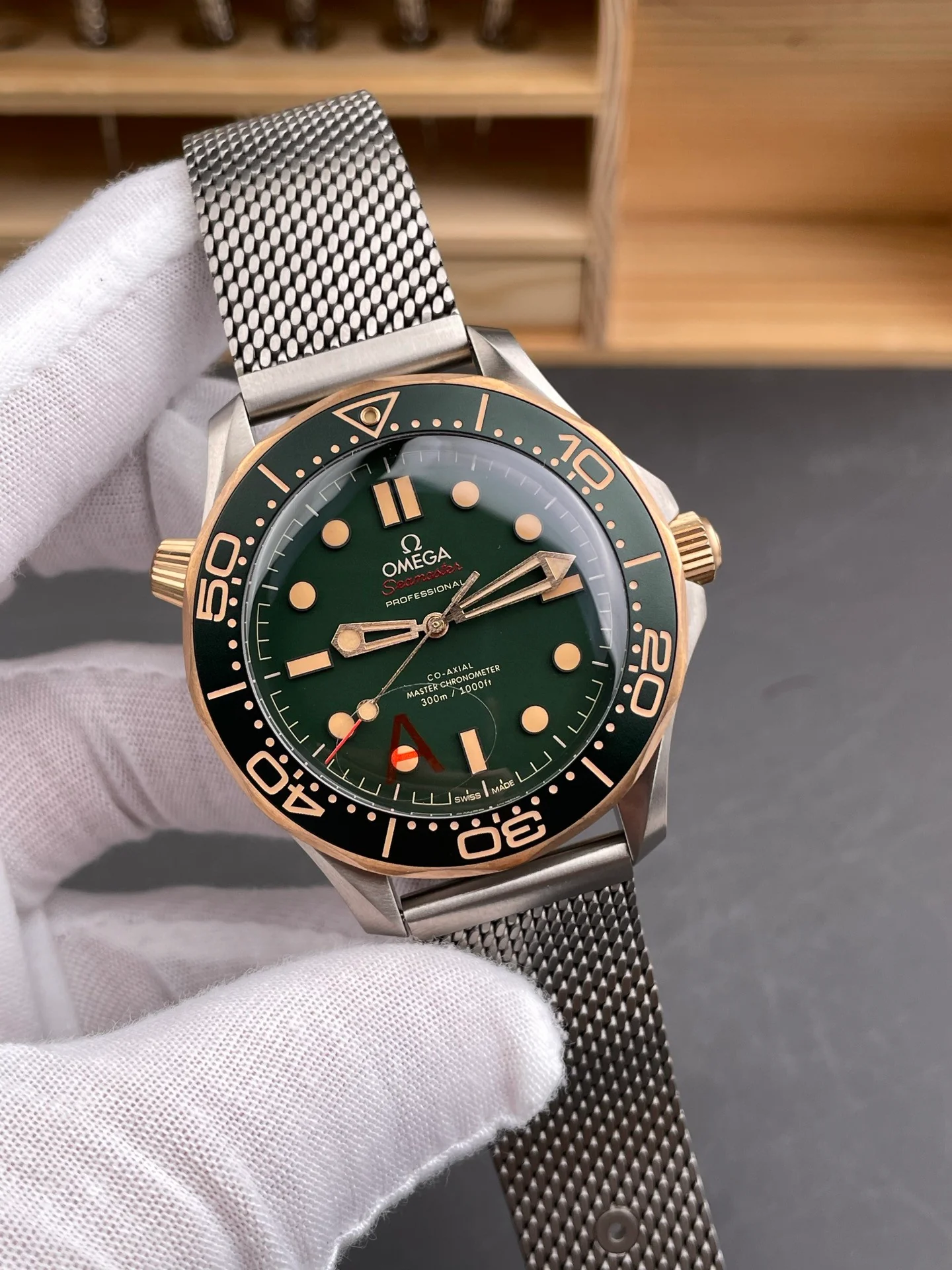 Seamaster 300 , No Time To Die 007 Bronze Gold Green Dial