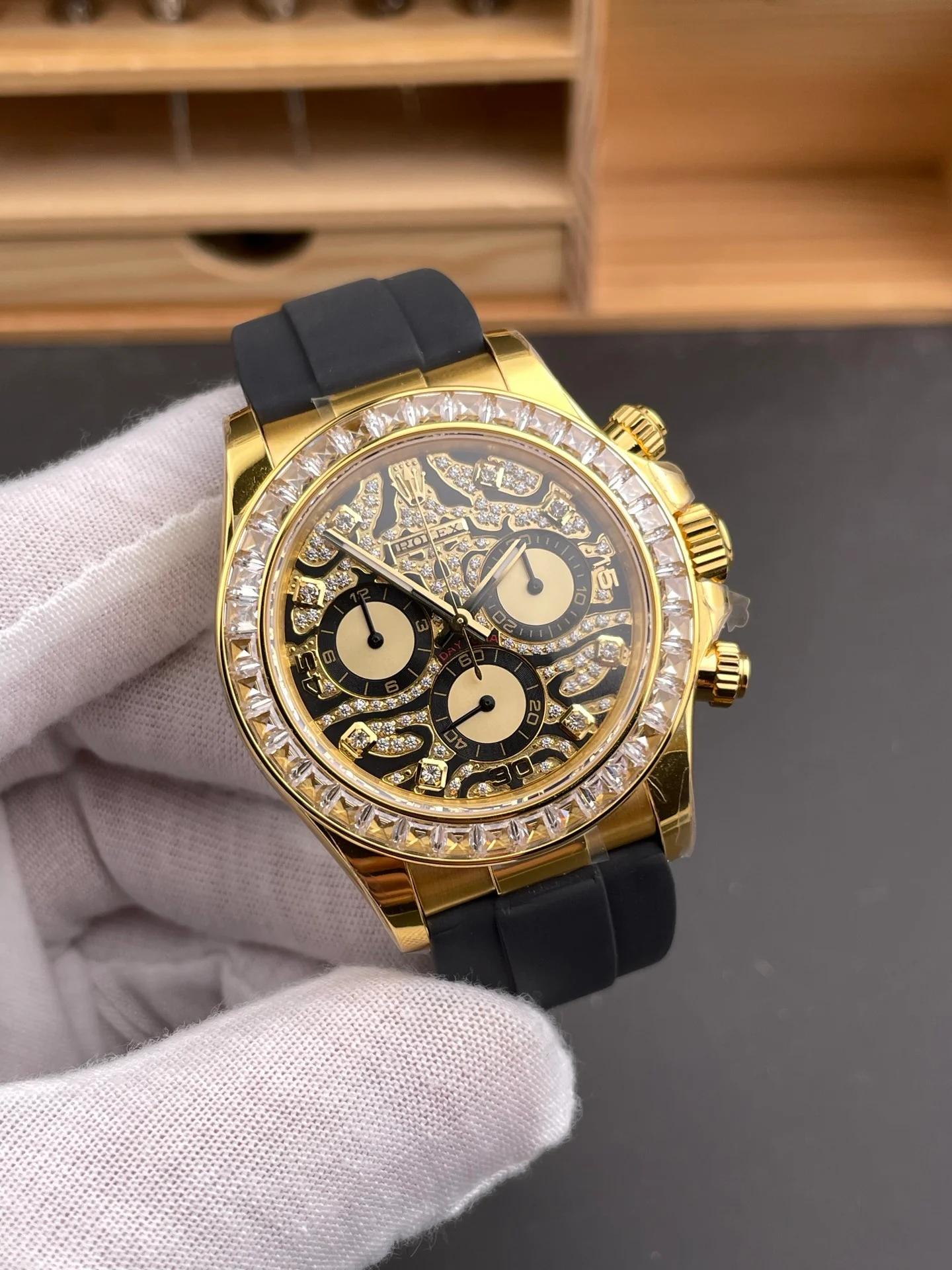 Gold Tiger Daytona