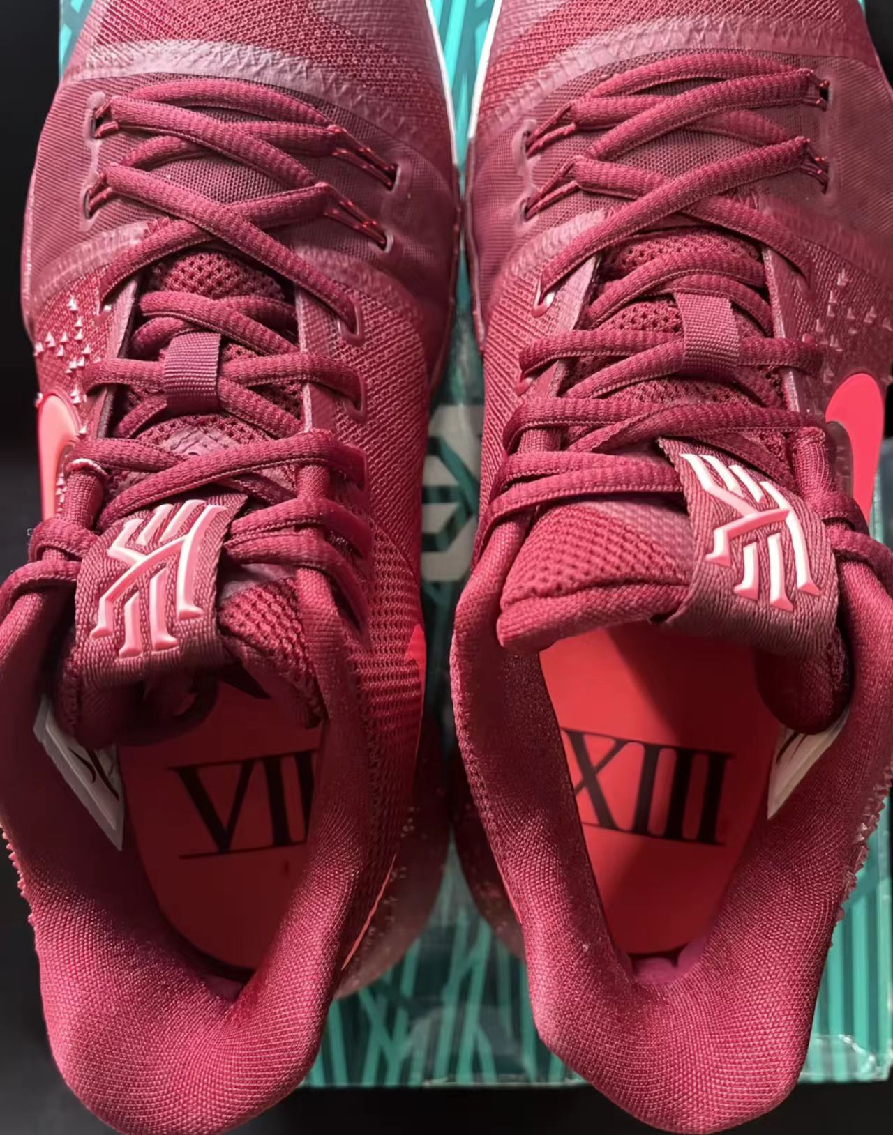 Nike Kyrie 3 "Team Red"