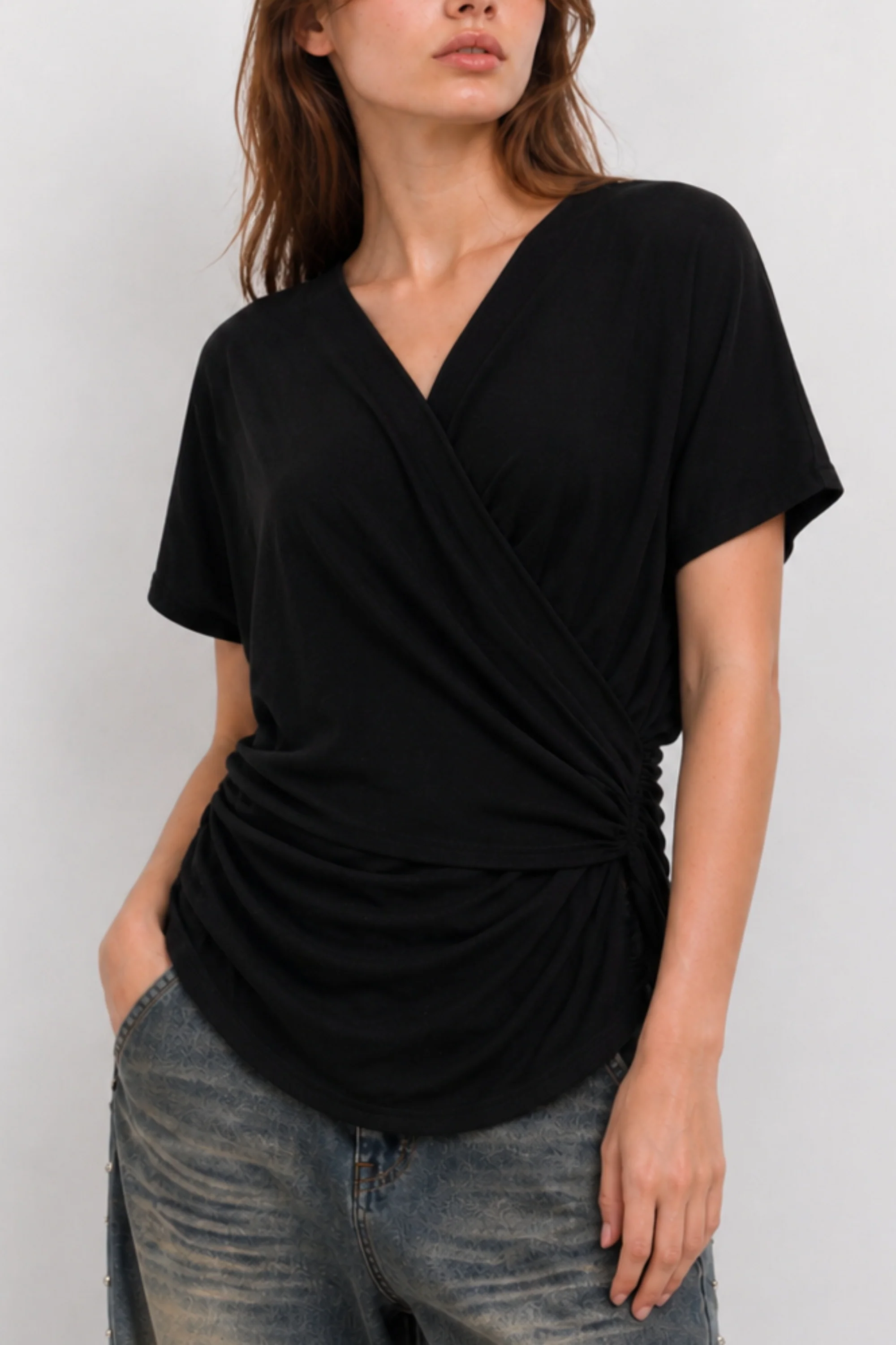 Off-Shoulder Noir Top