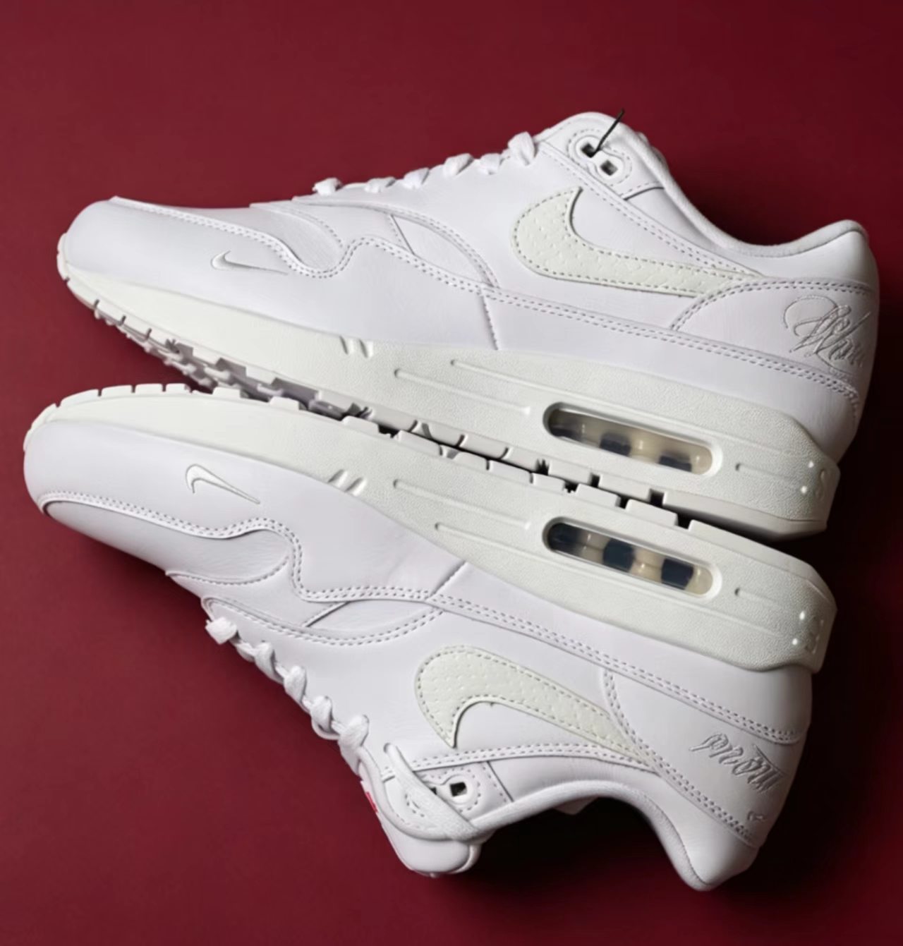 Supreme x Nike Air Max 1 87 SP Triple White