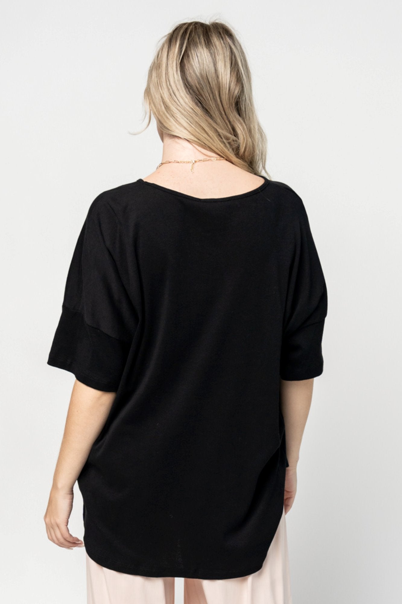‌Air Luxe V-Neck Boyfriend Top