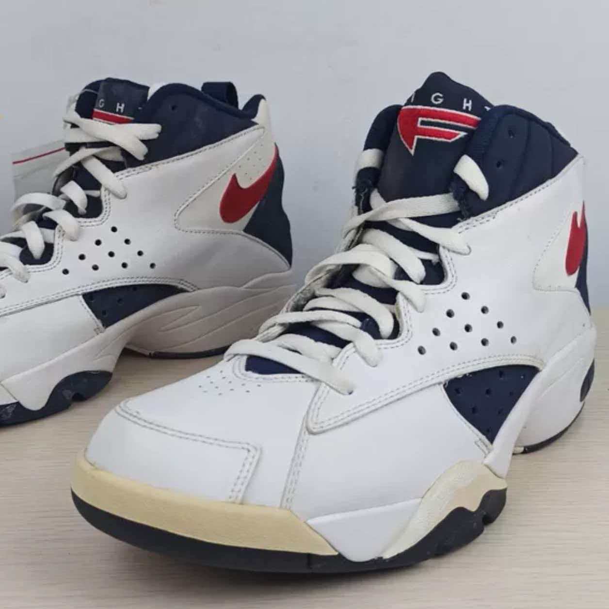 Nike Air Maestro II QS