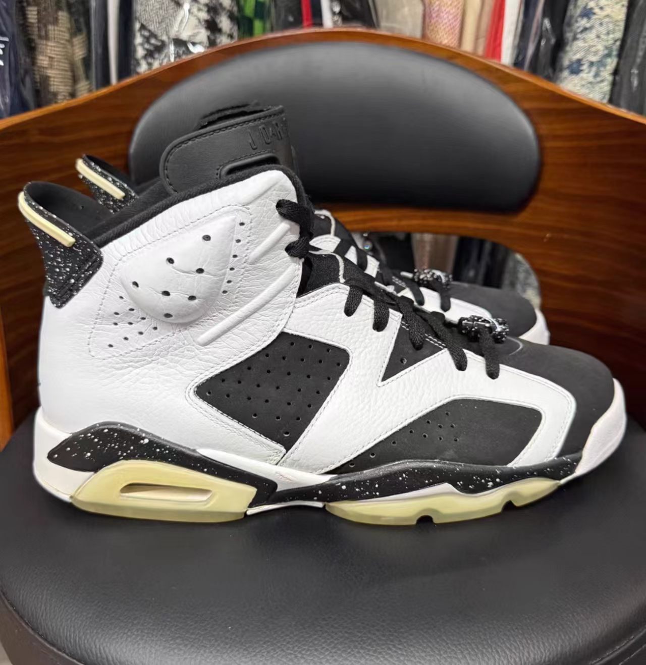 Air Jordan 6 Retro "Oreo"