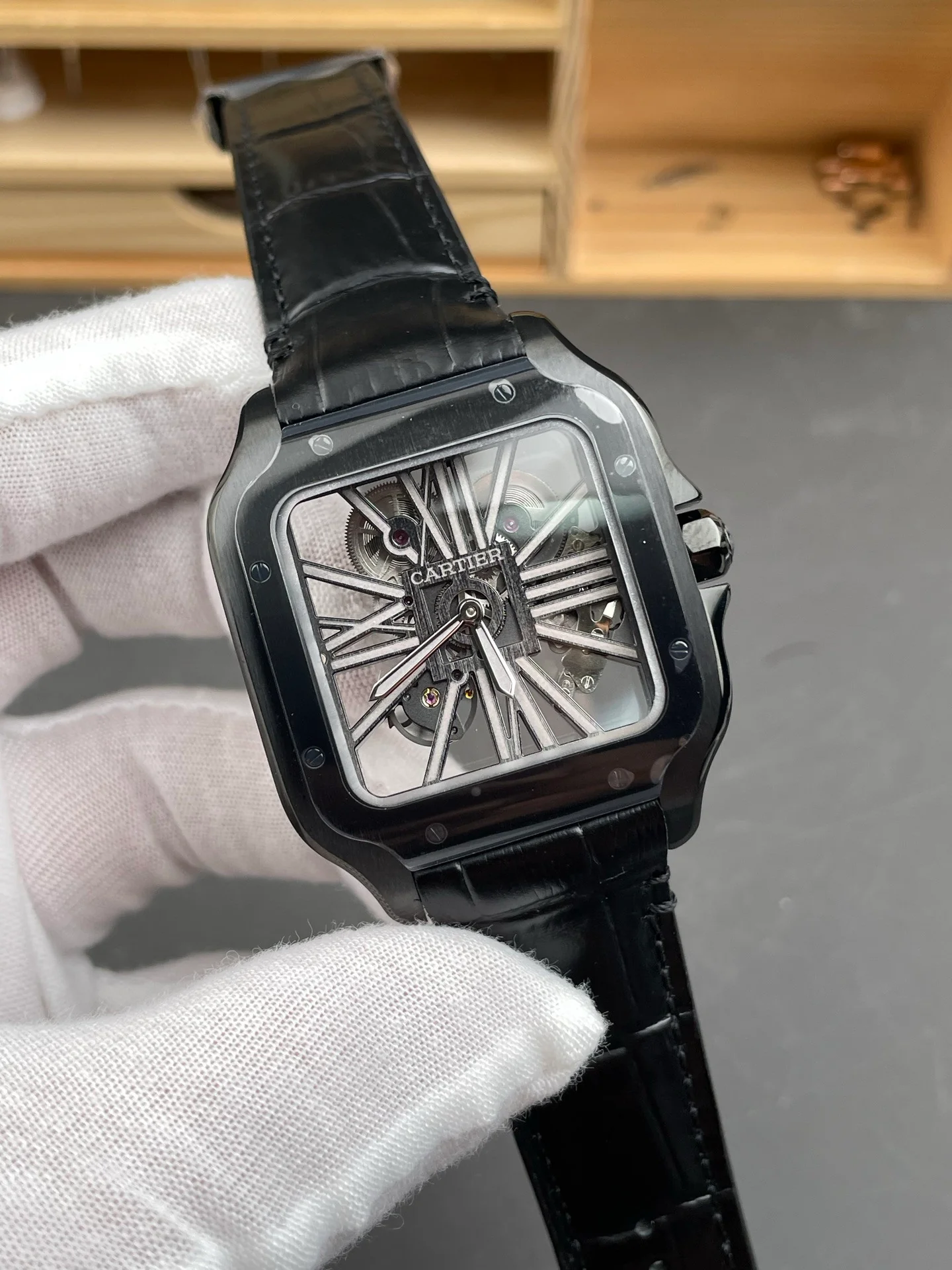 Santos Skeleton Carbon Coated Black Case