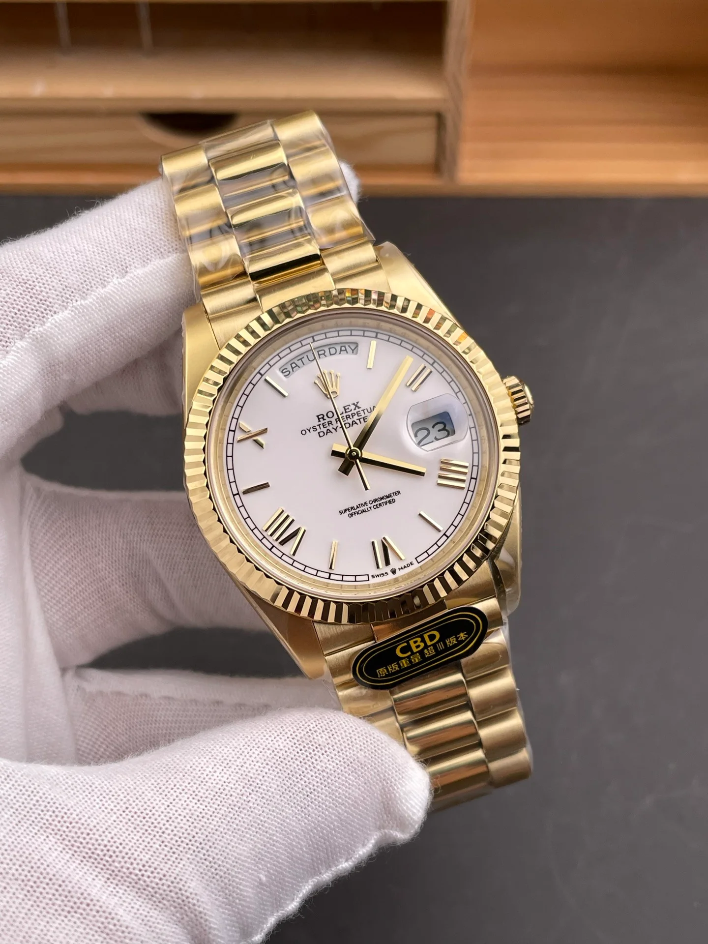Yellow Gold White Roman Day-Date
